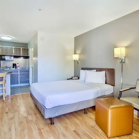 Studio 6-Phoenix, Az - Deer Valley