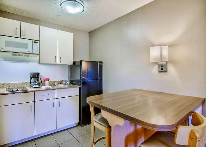 6-phoenix, Az - Deer Valley Hotel Phoenix