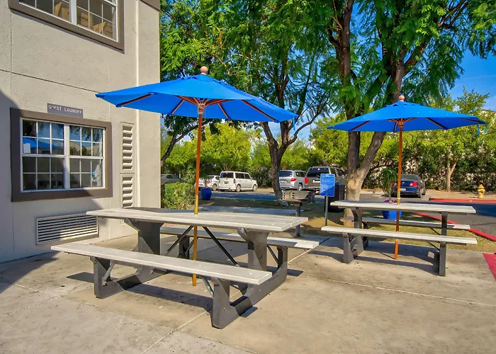6-phoenix, Az - Deer Valley Hotel
