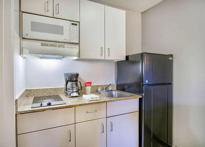 6-phoenix, Az - Deer Valley Hotel